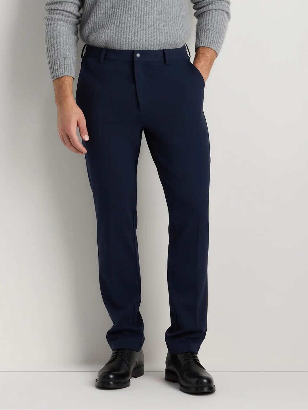 Quince Ultra Stretch Chino Men's True Navy Pants 35x 34 NWT